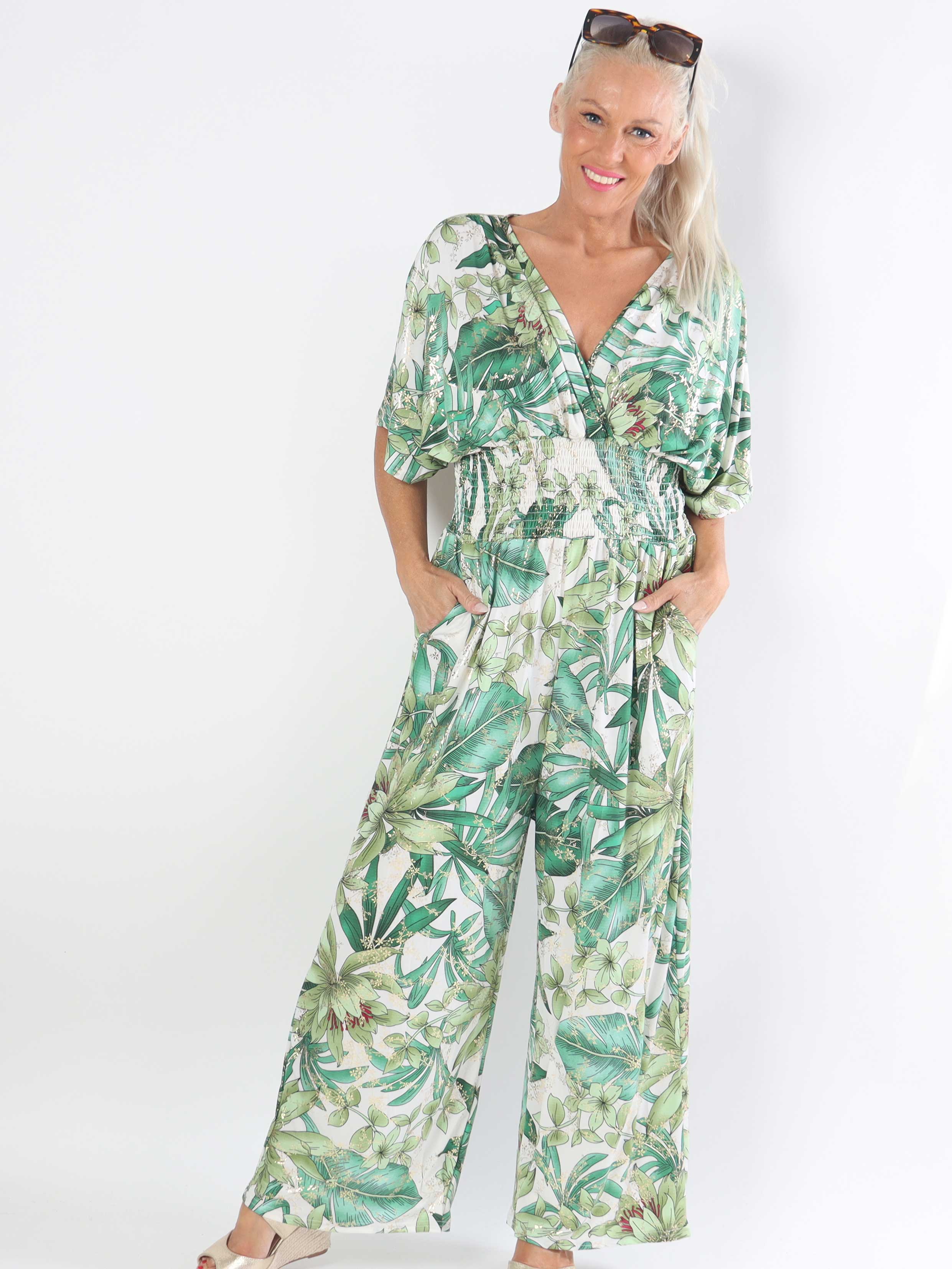 Pams Jumpsuit - Elastisk plus size buksedragt med bladmønster